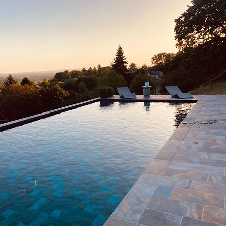 La Demeure Bed & Breakfast Sille-le-Guillaume Bagian luar foto