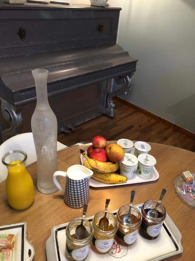 La Demeure Bed & Breakfast Sille-le-Guillaume Bagian luar foto