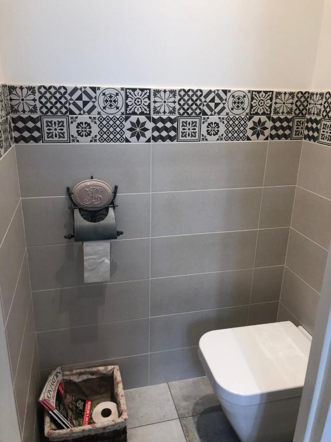 La Demeure Bed & Breakfast Sille-le-Guillaume Bagian luar foto