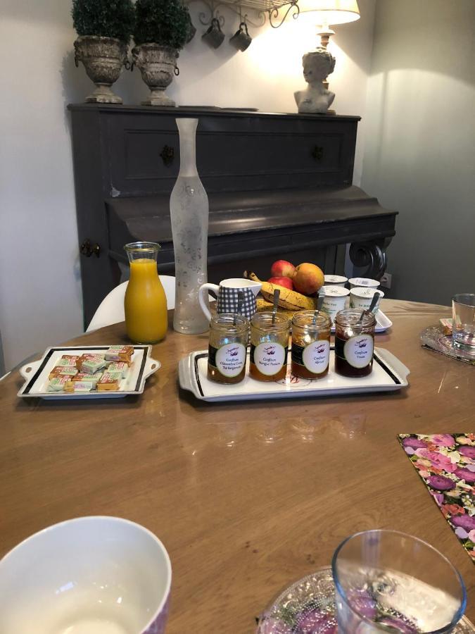 La Demeure Bed & Breakfast Sille-le-Guillaume Bagian luar foto