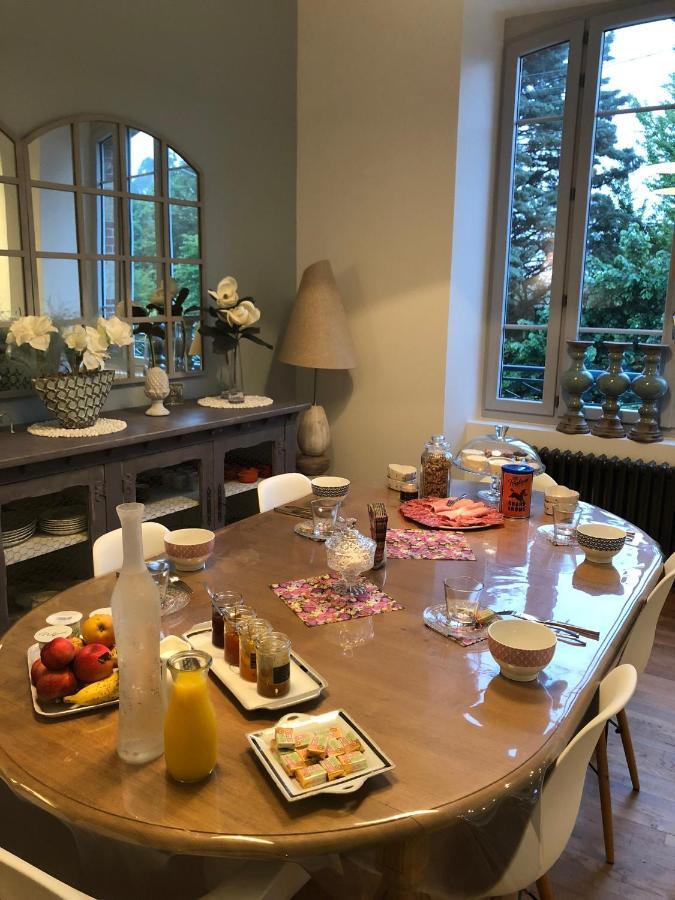 La Demeure Bed & Breakfast Sille-le-Guillaume Bagian luar foto