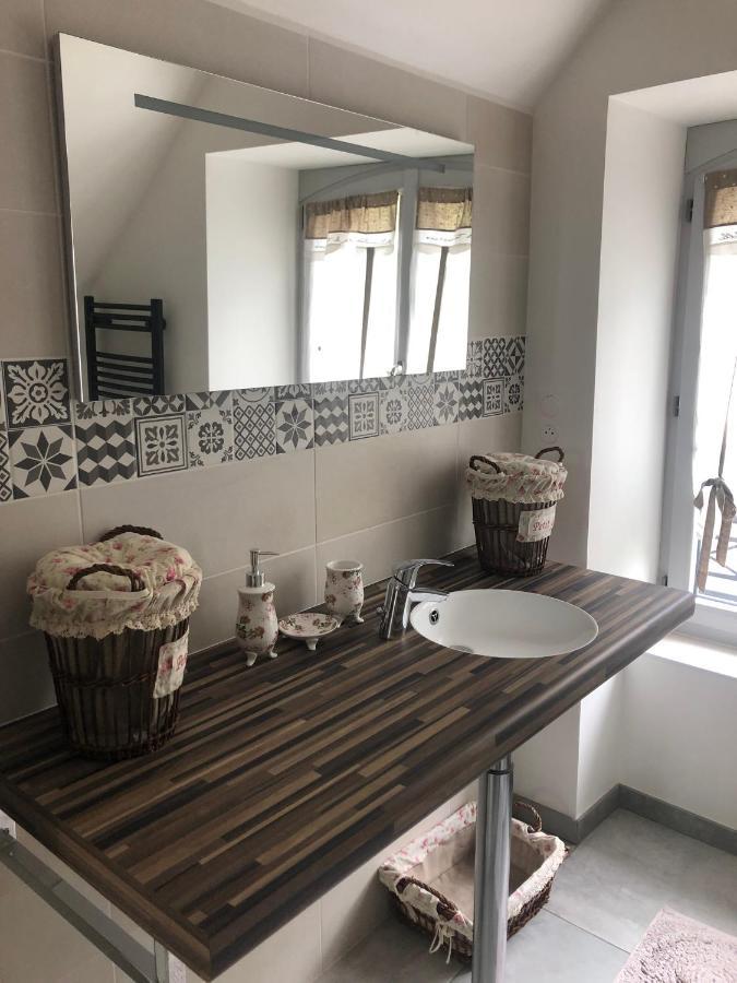La Demeure Bed & Breakfast Sille-le-Guillaume Bagian luar foto