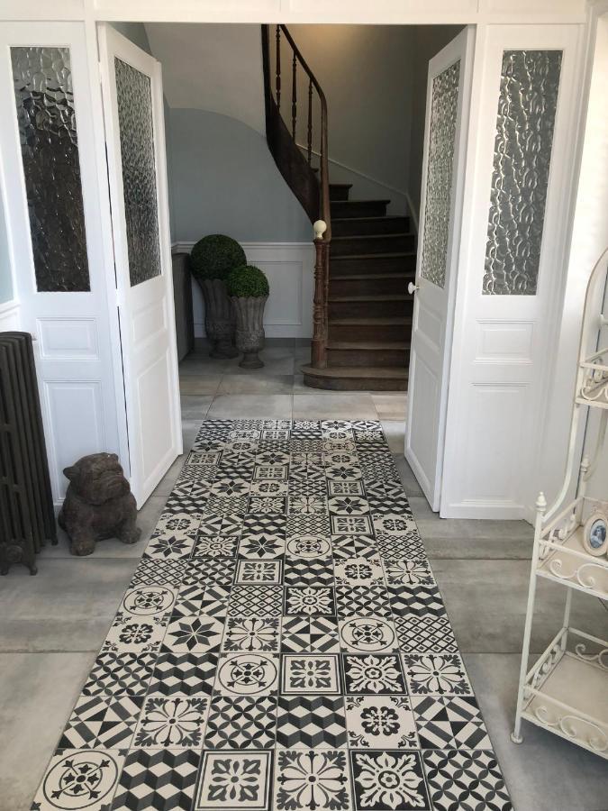 La Demeure Bed & Breakfast Sille-le-Guillaume Bagian luar foto