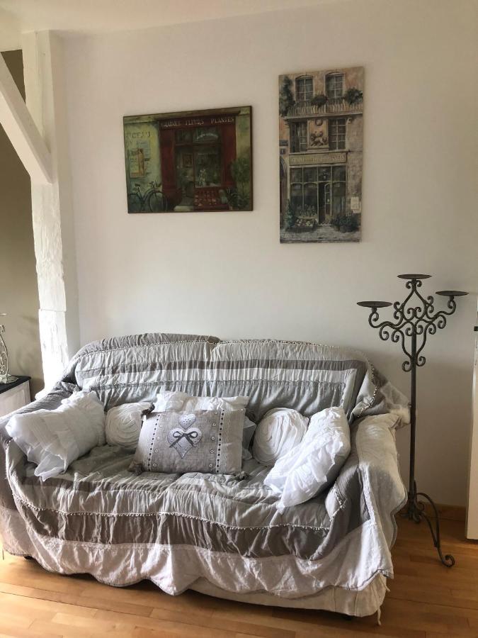 La Demeure Bed & Breakfast Sille-le-Guillaume Bagian luar foto