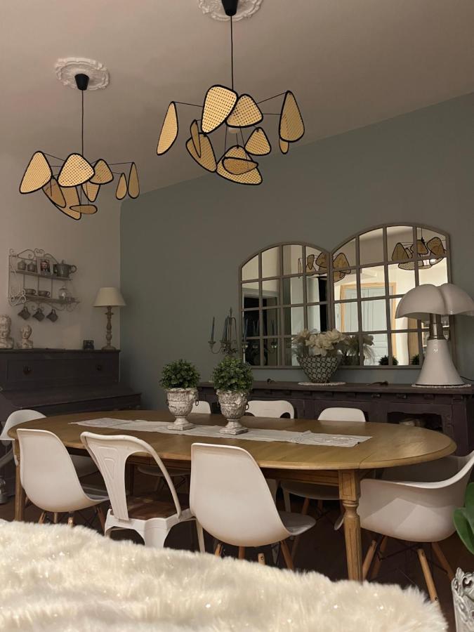 La Demeure Bed & Breakfast Sille-le-Guillaume Bagian luar foto