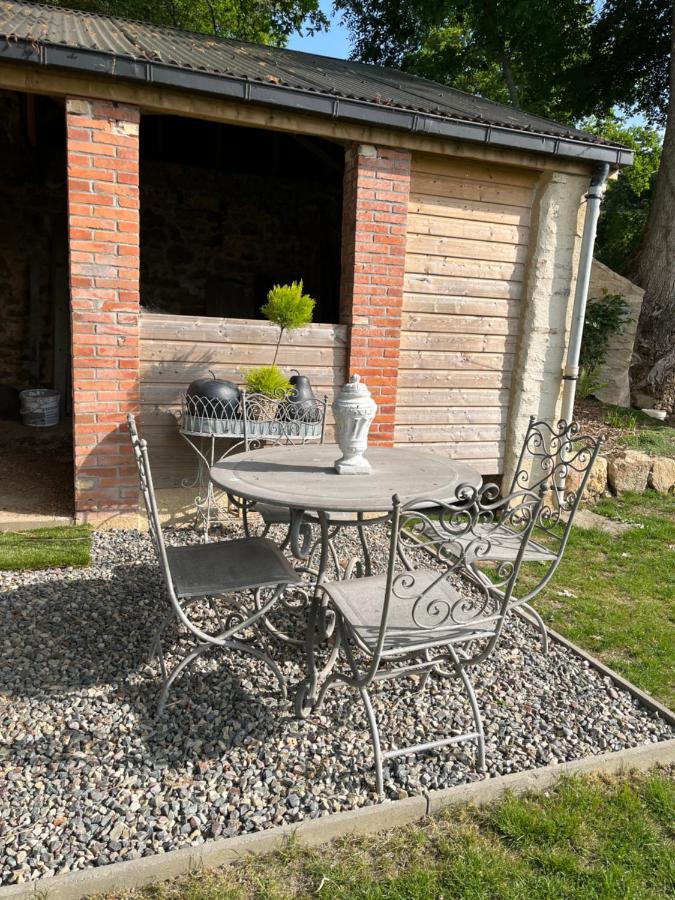 La Demeure Bed & Breakfast Sille-le-Guillaume Bagian luar foto